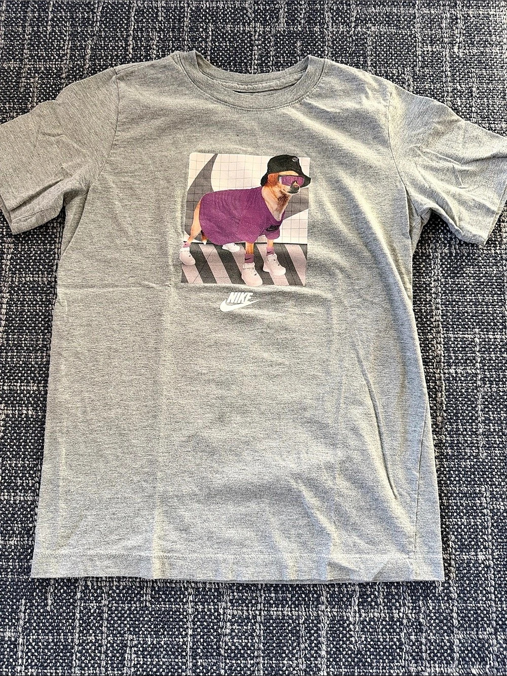 Nike Sportswear Photo Shiba T-Shirt Gray & Purple Youth Large